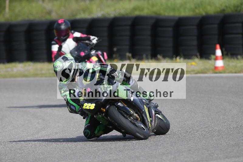 /08 17.04.2026  TZ Motorsport ADR/Gruppe gelb/228